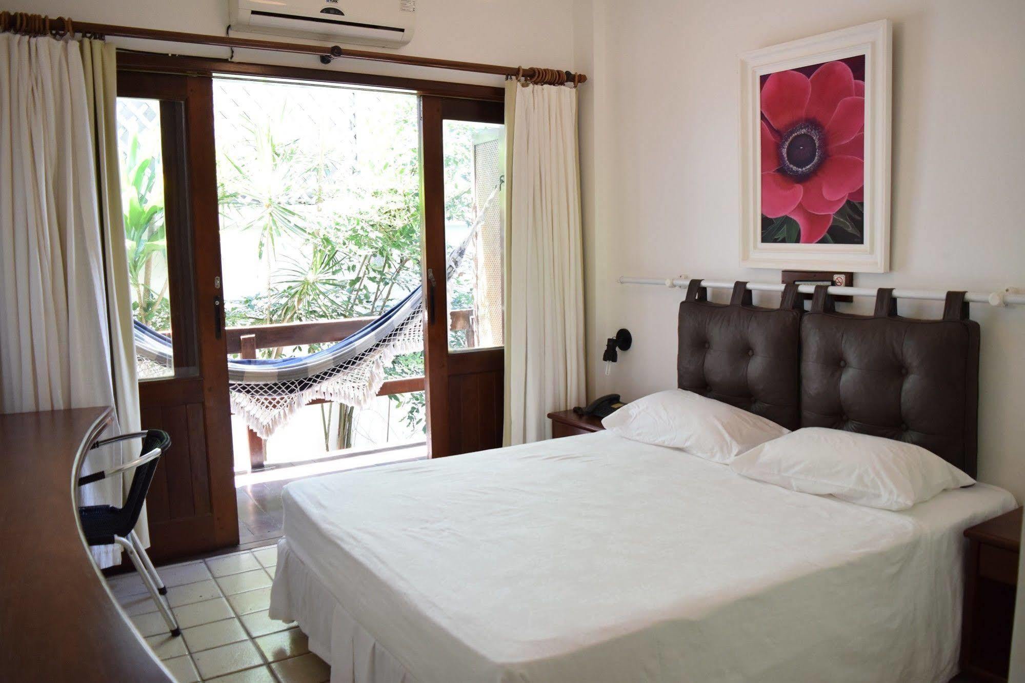 Hotel Pousada Encanto De Itapoan Salvador Exterior photo